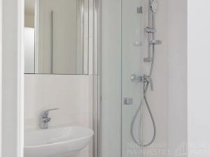 Pronájem bytu 1+kk, Praha - Chodov, Čenětická, 23 m2
