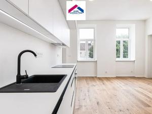 Pronájem bytu 2+kk, Brno, Ptašínského, 62 m2