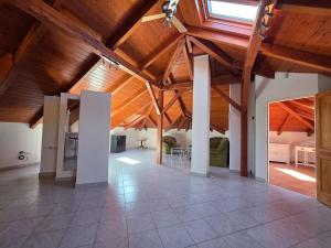 Pronájem rodinného domu, Baška, 200 m2