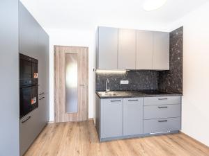 Pronájem bytu 1+kk, Praha - Háje, Výstavní, 33 m2