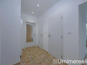 Pronájem bytu 2+1, Praha - Veleslavín, Na okraji, 55 m2