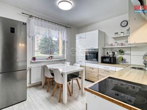 Prodej bytu 3+1, Jirkov, Tkalcovská, 69 m2