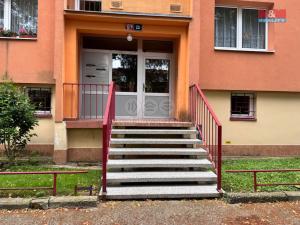 Pronájem bytu 3+1, Ústí nad Labem - Střekov, Tolstého, 65 m2