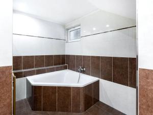 Prodej rodinného domu, Praha - Klánovice, Habrovská, 197 m2