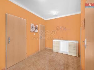 Prodej bytu 2+kk, Modletice, 53 m2