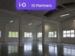 Pronájem skladu, Kuřim, Blanenská, 1400 m2