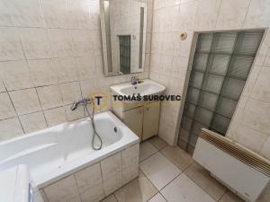 Prodej rodinného domu, Vizovice, Palackého Nám., 100 m2