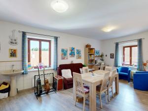 Pronájem obchodního prostoru, Třebíč - Vnitřní Město, Hasskova, 27 m2