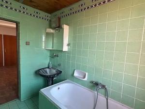 Prodej rodinného domu, Jičín, 250 m2