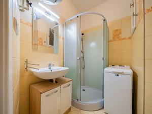 Pronájem bytu 2+kk, Praha - Vinohrady, náměstí Jiřího z Lobkovic, 40 m2