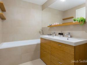 Pronájem bytu 4+kk, Praha - Žižkov, Kališnická, 112 m2