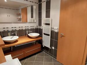 Pronájem bytu 3+kk, Praha - Holešovice, Jankovcova, 78 m2