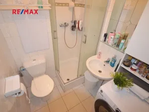 Pronájem bytu 1+kk, Hostivice, Školská, 28 m2