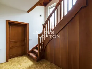 Prodej rodinného domu, Praha - Ruzyně, Huberova, 270 m2