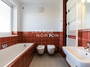 Pronájem rodinného domu, Praha - Dejvice, Štiplova, 219 m2