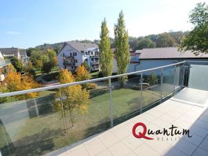 Pronájem bytu 4+kk, Praha - Hrdlořezy, Hrdlořezská, 99 m2