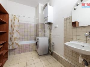 Prodej bytu 3+kk, Karlovy Vary, Zámecký vrch, 72 m2