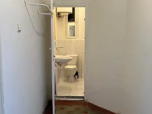 Pronájem bytu 2+kk, Praha - Holešovice, Bubenské nábřeží, 43 m2