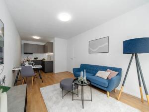 Prodej bytu 2+kk, Praha - Střížkov, Šluknovská, 41 m2