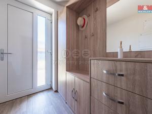 Prodej rodinného domu, Písty, 127 m2