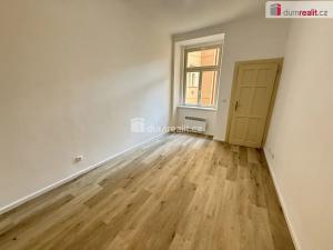 Pronájem bytu 2+1, Praha - Vršovice, Bulharská, 45 m2
