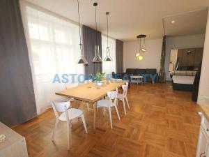 Pronájem bytu 1+kk, Praha - Vyšehrad, Neklanova, 54 m2
