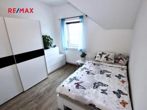 Prodej rodinného domu, Králův Dvůr, Královské Údolí, 114 m2