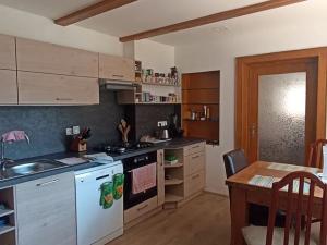 Prodej rodinného domu, Rozsochy, 220 m2