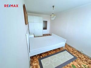 Pronájem bytu 4+1, Praha - Stodůlky, Chalabalova, 97 m2