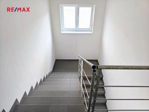Pronájem bytu 2+kk, Kostelec nad Labem, Na Sídlišti, 60 m2