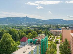 Pronájem bytu 2+kk, Liberec, Dobiášova, 42 m2