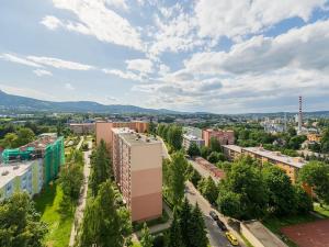 Pronájem bytu 2+kk, Liberec, Dobiášova, 42 m2