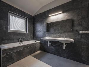 Prodej bytu 5+kk, Stehelčeves, Hlavní, 116 m2