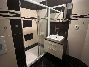 Pronájem bytu 2+kk, Liberec, Dlážděná, 44 m2