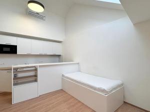 Pronájem bytu 1+kk, Brno, Poštovská, 28 m2