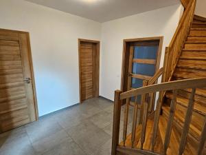 Prodej bytu 4+kk, Světice, Hlavní, 98 m2