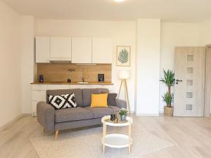 Pronájem bytu 2+kk, Milovice, Slepá, 55 m2