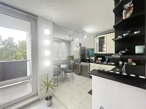 Pronájem bytu 3+kk, Praha - Kobylisy, Štíbrova, 74 m2