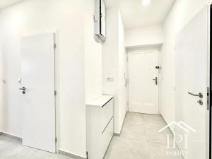 Pronájem bytu 2+kk, Praha - Libeň, Na Rokytce, 56 m2