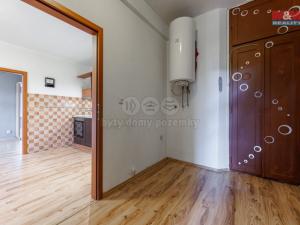 Prodej bytu 2+kk, Karlovy Vary - Bohatice, Jáchymovská, 52 m2