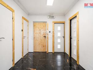 Prodej bytu 3+1, Brniště - Luhov, 82 m2