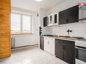 Prodej bytu 3+1, Brniště - Luhov, 82 m2