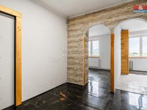 Prodej bytu 3+1, Brniště - Luhov, 82 m2
