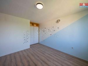 Prodej rodinného domu, Lesná, 180 m2
