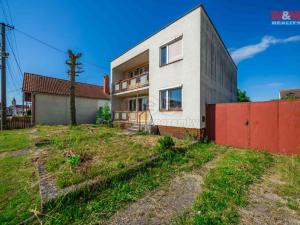 Prodej rodinného domu, Lesná, 180 m2