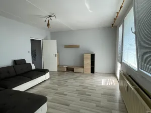 Prodej bytu 3+1, Plzeň, Břeclavská, 65 m2