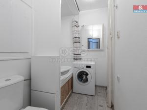 Prodej bytu 1+1, Klatovy - Klatovy II, Dukelská, 41 m2
