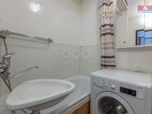 Prodej bytu 1+1, Klatovy - Klatovy II, Dukelská, 41 m2