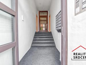 Pronájem bytu 2+kk, Ostrava, Pobialova, 63 m2