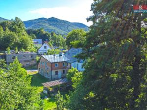 Prodej rodinného domu, Hejnice, 233 m2